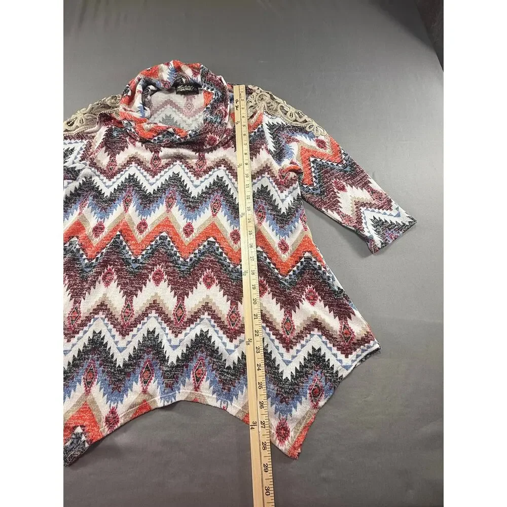 Absolutely Famous Women’s Medium Aztec Cowl Neck Sharkbite Top Lace Boho M
